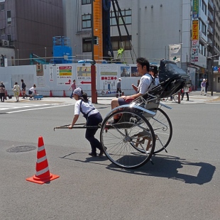 Voiture à bras à Asakusa