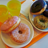 À l'intérieur du Mister Donut
