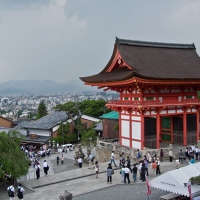 Entrée du temple Kyomizu-dera à Kyoto