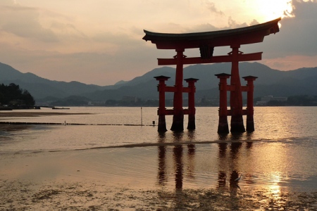 Ô torii sur l'île de Miyajima