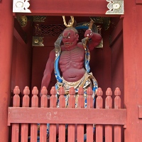 Entrée du mausolée Taiyū-in Reibyō à Nikkō