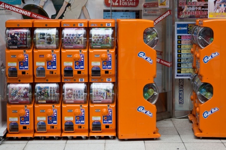 Machines gacha à Akihabara Machines gacha à Akihabara